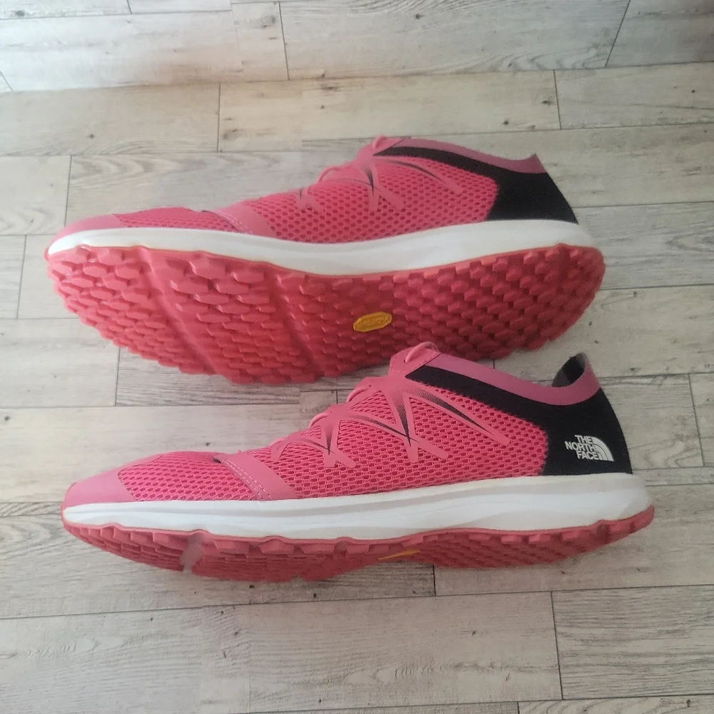 The North Face Womens Light‎ Wave Shoes Size 10.5 Vibram Sole Lace Up Sneakers